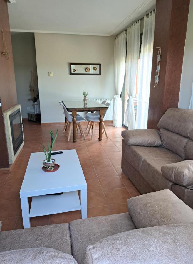 La Casa Del Cipres Villa Aldeamayor de San Martin Buitenkant foto